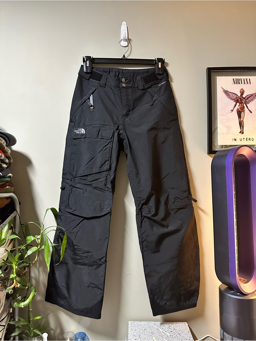 The North Face Black Women’s Cargo Snow Pants